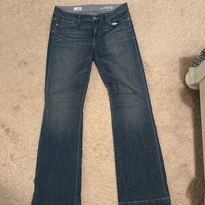 Gap 1969. Medium wash. Size 30/10L.
